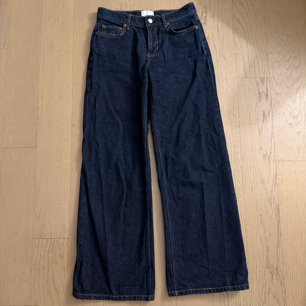 Reformation Cary Low Rise Slouchy Wide Leg Jeans in Ondine - Picture 2 of 10